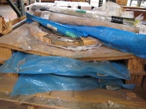 LOT TO INCLUDE: (2 PALLETS) COUPLINGS, SHAFT TYPE, A216 GRADE B SPECIFICATION. TYPE F PIPE, SHAFTS, 22-1/2" LG SIZE, WORM KIND, STL MATERIAL, STEMS, 87 SIZE, CHROME PLATED AISI 12L14 (UNS G12144) MATERIAL. 667 STYLE, ACTUATOR CONSTRUCTION, . LOADING & HANDLING FEE $15-4604